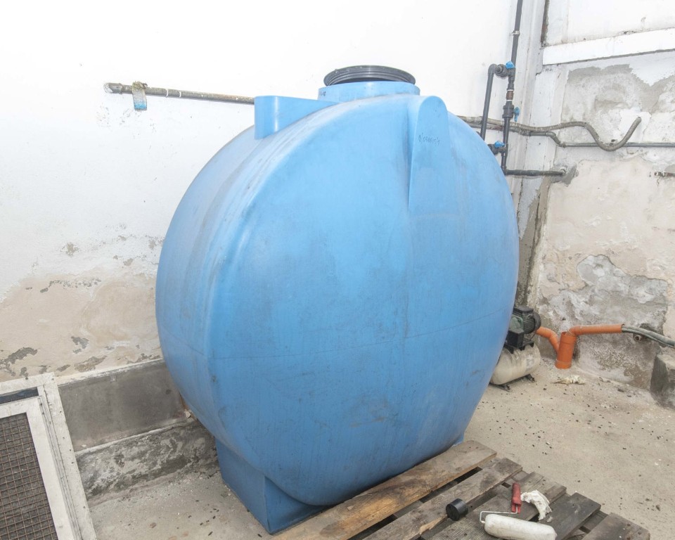 Immagine panoramica di Storage Tank